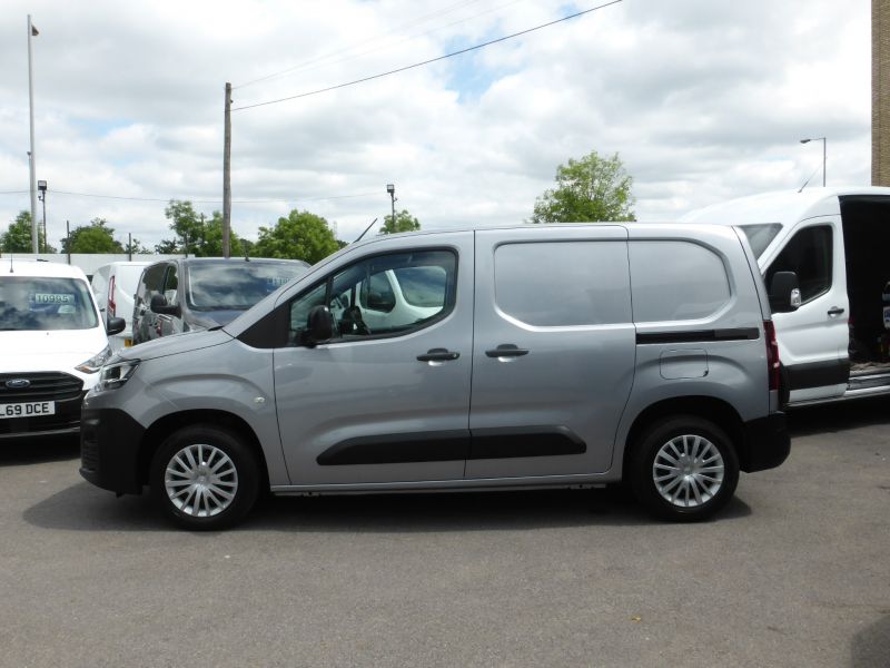 CITROEN BERLINGO 650 ENTERPRISE 1.6 BLUEHDI IN GREY/SILVER ONLY 35.000 MILES,AIR CONDITIONING,PARKING SENSORS AND MORE - 2662 - 9