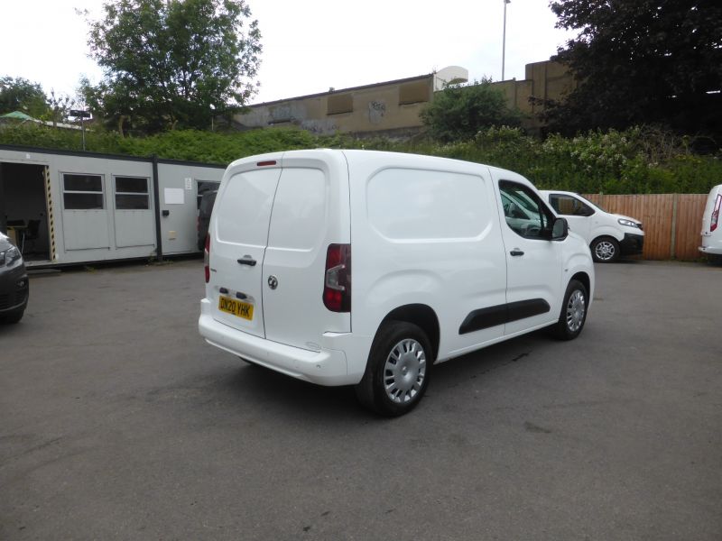 VAUXHALL COMBO L1 H1 2300 SPORTIVE 1.5 TURBO D 100 IN WHITE , ULEZ COMPLIANT , AIR CONDITIONING , PARKING SENSORS AND MORE **** £6995 + VAT **** - 2669 - 4