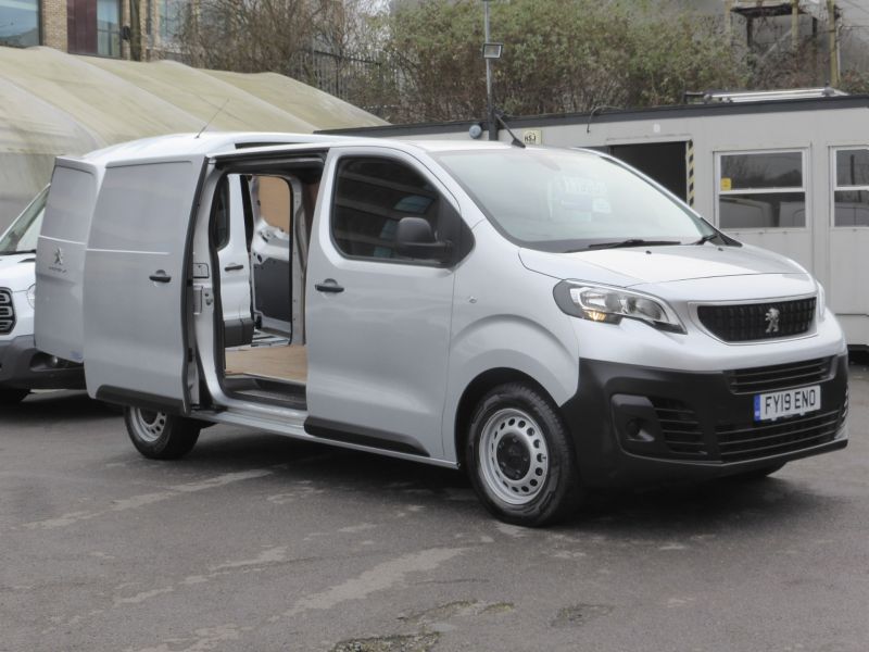 PEUGEOT EXPERT 1400 PROFESSIONAL 2.0L IN SILVER WITH ONLY 45.000 MILES,AIR CONDITIONING,PARKING SENSORS AND MORE - 2801 - 2