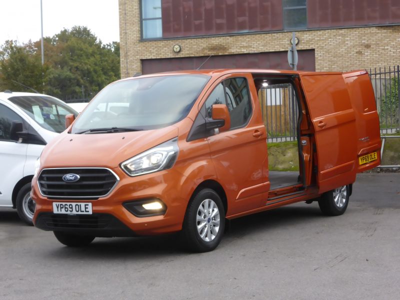 Used FORD TRANSIT CUSTOM in Surbiton, Surrey for sale