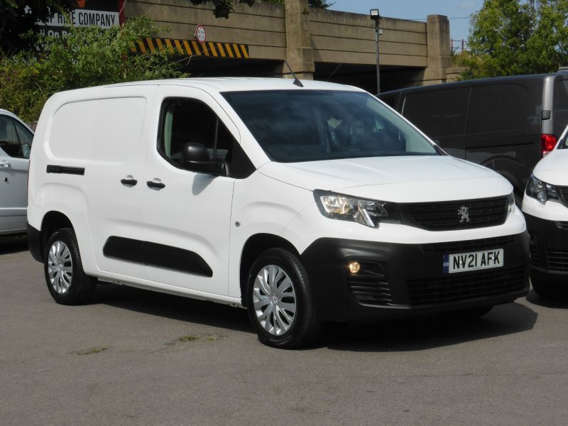 PEUGEOT PARTNER BLUEHDI PROFESSIONAL L2 LWB IN WITH AIR CONDITIONING,PARKING SENSORS AND MORE - 2718 - 24