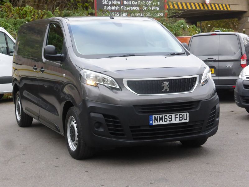 PEUGEOT EXPERT 1400 PROFESSIONAL 2.0 BLUEHDI IN GREY WITH SAT NAV,AIR CONDITIONING,PARKING SENSORS AND MORE - 2761 - 21