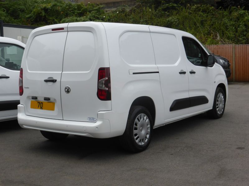 VAUXHALL COMBO 2300 SPORTIVE L2 LWB WITH ONLY 35.000 MILES,AIR CONDITIONING,PARKING SENSORS **** SOLD ****    - 2735 - 4