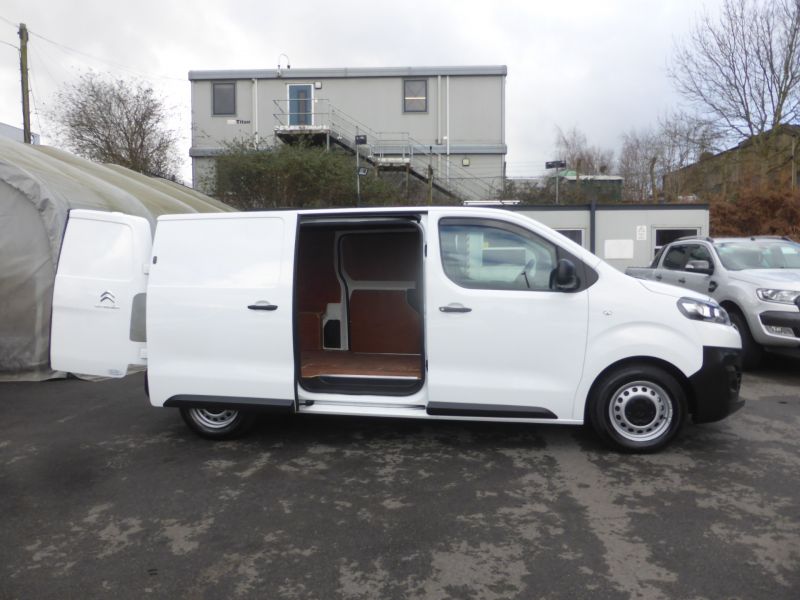 CITROEN DISPATCH M 1000 ENTERPRISE BLUEHDI WITH ONLY 41.000 MILES,AIR CONDITIONING,PARKING SENSORS,6 SPEED AND MORE  - 2819 - 19