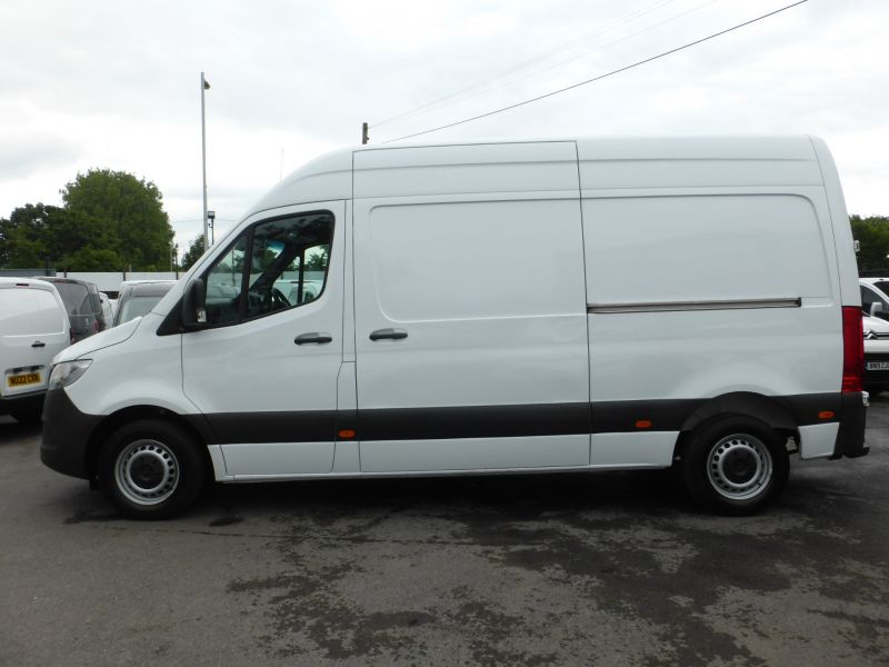 MERCEDES SPRINTER 314 CDI L2 H2 MWB IN WHITE WITH AIR CONDITIONING,DAB RADI,FULL SERVICE HISTORY AND MORE  - 2691 - 9