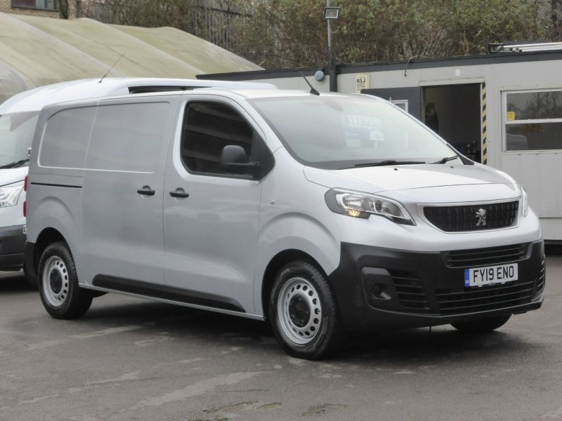 PEUGEOT EXPERT 1400 PROFESSIONAL 2.0L IN SILVER WITH ONLY 45.000 MILES,AIR CONDITIONING,PARKING SENSORS AND MORE - 2801 - 1