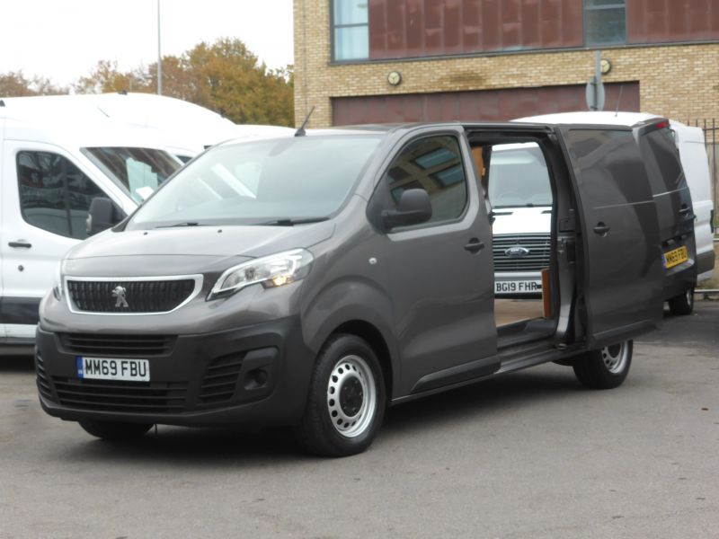 PEUGEOT EXPERT 1400 PROFESSIONAL 2.0 BLUEHDI IN GREY WITH SAT NAV,AIR CONDITIONING,PARKING SENSORS AND MORE - 2761 - 4