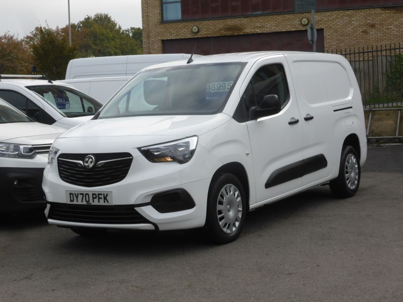 VAUXHALL COMBO 2300 SPORTIVE L2H1 LWB WITH ONLY 42.000 MILES,AIR CONDITIONING,PARKING SENSORS,BLUETOOTH AND MORE *** SOLD *** - 2752 - 21