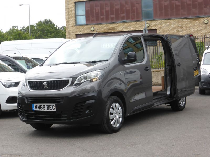 PEUGEOT EXPERT 1400 M PROFESSIONAL 2.0 IN GREY WITH SAT NAV,AIR CONDITIONING,PARKING SENSORS AND MORE *** DEPOSIT TAKEN *** - 2685 - 3