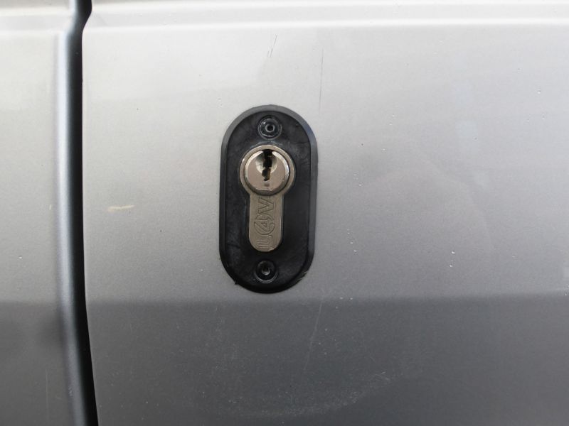 FORD TRANSIT CUSTOM 280 LIMITED L1 SWB IN SILVER WITH AIR CONDITIONING,HEATED SEATS AND MORE - 2812 - 14