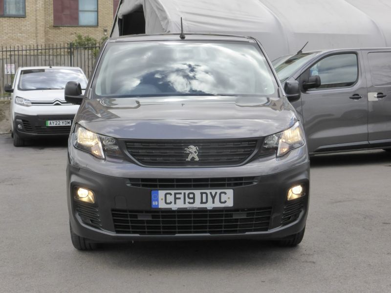 PEUGEOT PARTNER 1.6 BLUEHDI PROFESSIONAL L1 SWB IN GREY WITH ONLY 41.000 MILES,AIR CONDITIONING,SENSORS AND MORE *** DEPOSIT TAKEN *** - 2643 - 19