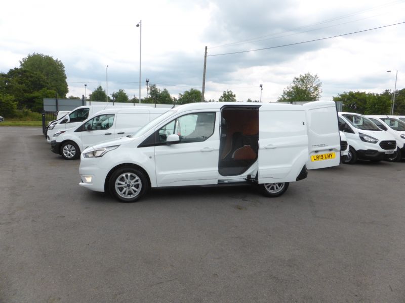 FORD TRANSIT CONNECT 200 L1 LIMITED 1.5 TDCI 120 IN WHITE , EURO 6 , ULEZ COMPLIANT , AIR CONDITIONING , PARKING SENSORS AND MORE ** 38000 MILES ** **** £12495 + VAT **** - 2677 - 7