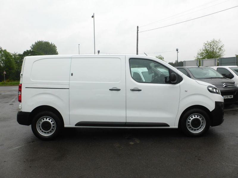 CITROEN DISPATCH M 1400 ENTERPRISE 2.0 BLUEHDI WITH ONLY 56.000 MILES,AIR CONDITIONING,PARKING SENSORS AND MORE - 2657 - 11