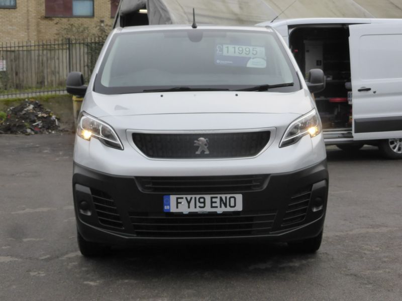 PEUGEOT EXPERT 1400 PROFESSIONAL 2.0L IN SILVER WITH ONLY 45.000 MILES,AIR CONDITIONING,PARKING SENSORS AND MORE - 2801 - 3