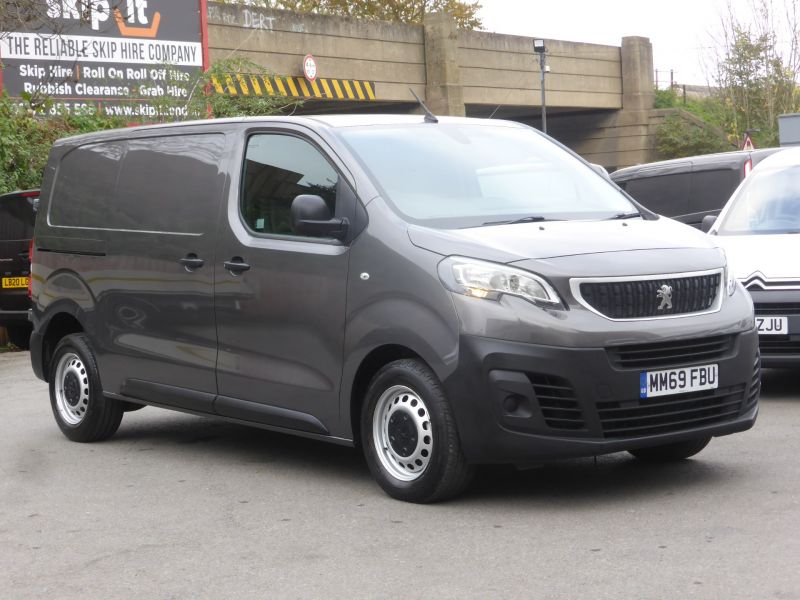 PEUGEOT EXPERT 1400 PROFESSIONAL 2.0 BLUEHDI IN GREY WITH SAT NAV,AIR CONDITIONING,PARKING SENSORS AND MORE - 2761 - 23