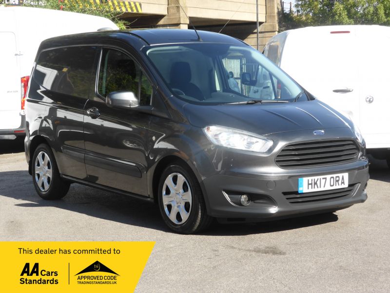 FORD TRANSIT COURIER TREND 1.5 TDCI IN GREY WITH AIR CONDITIONING,PARKING SENSORS,BLUETOOTH AND MORE - 2739 - 1