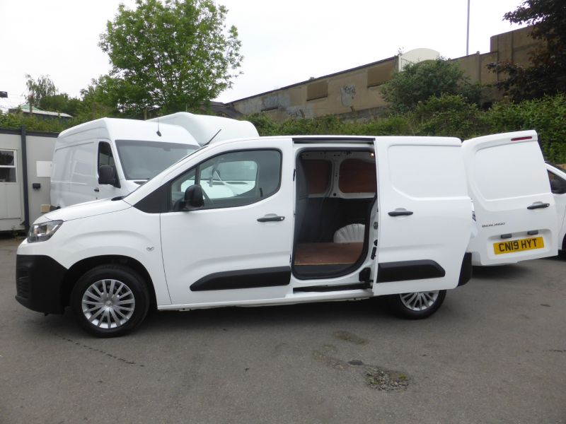CITROEN BERLINGO 650 ENTERPRISE SWB 1.6 BLUEHDI WITH AIR CONDITIONING,ELECTRIC PACK,SENSORS,BLUETOOTH AND MORE - 2659 - 10