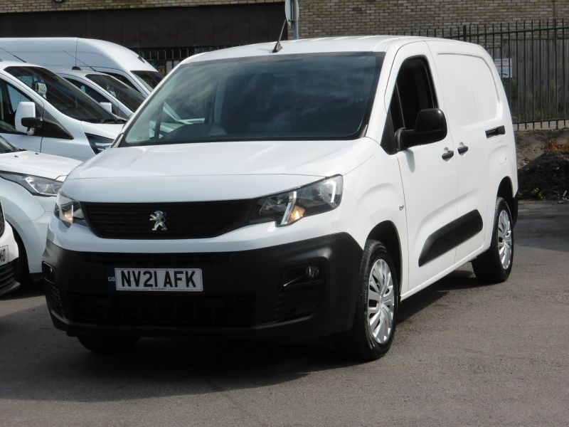 PEUGEOT PARTNER BLUEHDI PROFESSIONAL L2 LWB IN WITH AIR CONDITIONING,PARKING SENSORS AND MORE - 2718 - 21