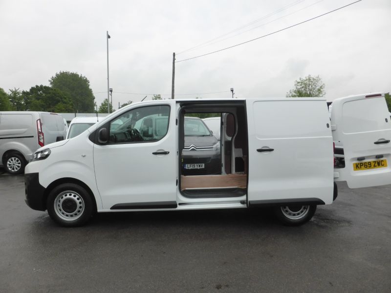 CITROEN DISPATCH M 1400 ENTERPRISE 2.0 BLUEHDI WITH ONLY 56.000 MILES,AIR CONDITIONING,PARKING SENSORS AND MORE - 2657 - 10