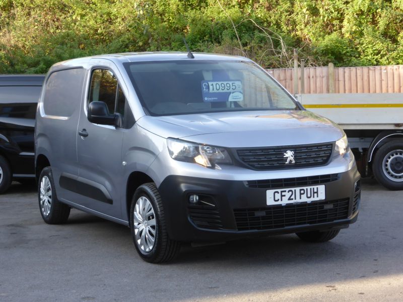 PEUGEOT PARTNER PROFESSIONAL L1 SWB IN GREY/SILVER WITH ONLY 31.000 MILES,AIR CONDITIONING,PARKING SENSORS AND MORE *** SOLD *** - 2760 - 23