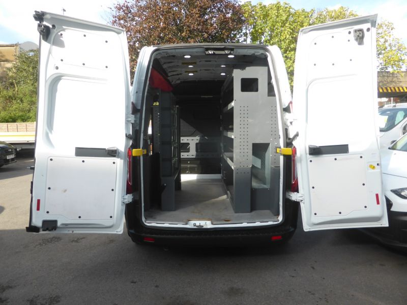 FORD TRANSIT CUSTOM 300 L1 H2 SWB HIGH ROOF WITH AIR CONDITIONING,FRONT+REAR PARKING SENSORS,RACKING SYSTEM AND MORE - 2747 - 10