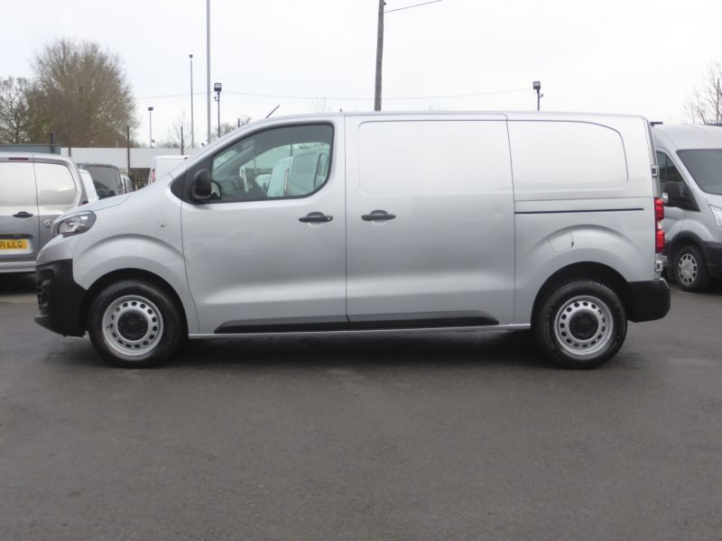 PEUGEOT EXPERT 1400 PROFESSIONAL 2.0L IN SILVER WITH ONLY 45.000 MILES,AIR CONDITIONING,PARKING SENSORS AND MORE - 2801 - 9