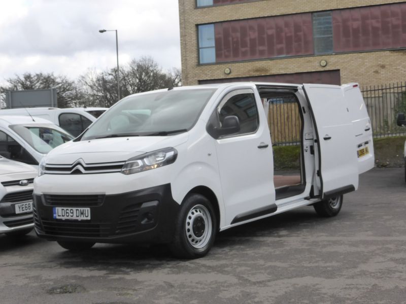 CITROEN DISPATCH M 1000 ENTERPRISE BLUEHDI WITH ONLY 41.000 MILES,AIR CONDITIONING,PARKING SENSORS,6 SPEED AND MORE  - 2819 - 2