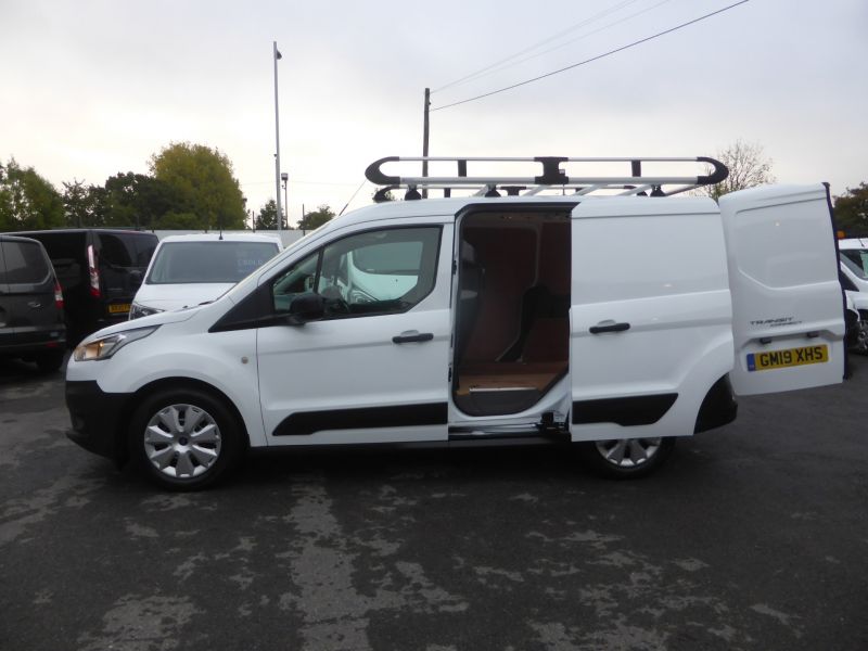 FORD TRANSIT CONNECT 200 L1 SWB WITH ONLY 24.000 MILES,AIR CONDITIONING,PARKING SENSORS,ROOF RACK,BLUETOOTH AND MORE - 2741 - 10