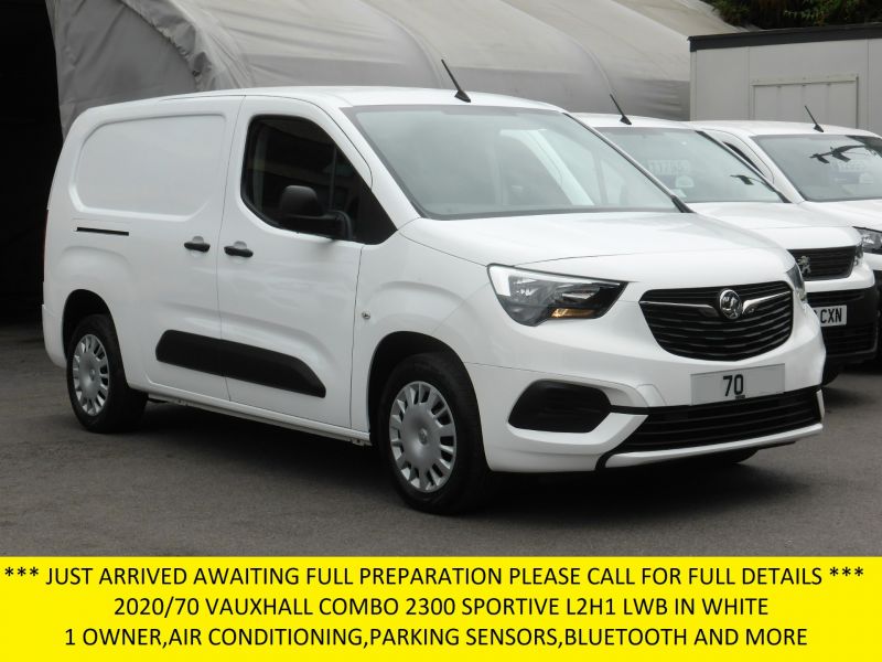 VAUXHALL COMBO 2300 SPORTIVE L2 LWB WITH AIR CONDITIONING,PARKING SENSORS AND MORE    - 2742 - 1