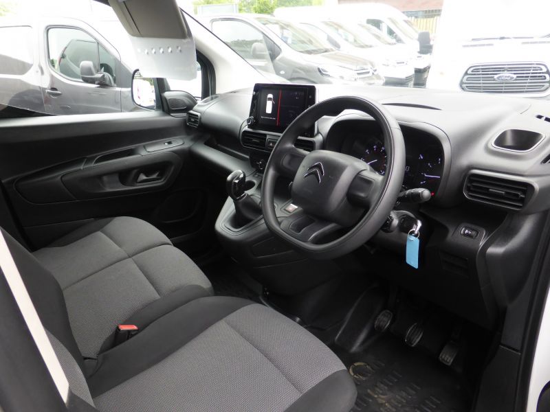 CITROEN BERLINGO 650 ENTERPRISE SWB 1.6 BLUEHDI WITH AIR CONDITIONING,ELECTRIC PACK,SENSORS,BLUETOOTH AND MORE - 2659 - 11