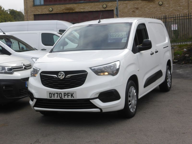 VAUXHALL COMBO 2300 SPORTIVE L2H1 LWB WITH ONLY 42.000 MILES,AIR CONDITIONING,PARKING SENSORS,BLUETOOTH AND MORE *** SOLD *** - 2752 - 18