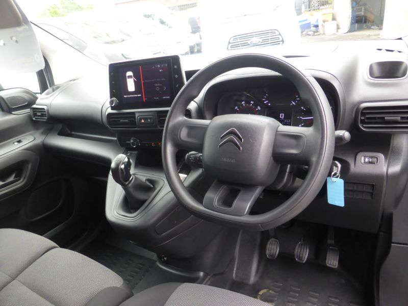 CITROEN BERLINGO 650 ENTERPRISE SWB 1.6 BLUEHDI WITH AIR CONDITIONING,ELECTRIC PACK,SENSORS,BLUETOOTH AND MORE - 2659 - 12