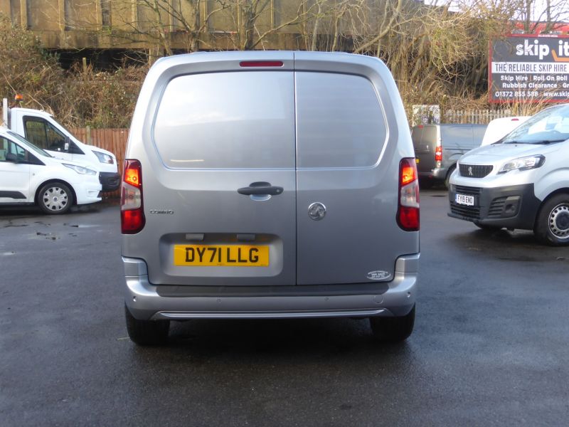 VAUXHALL COMBO 2000 GRIFFIN EDITION L1 SWB IN SILVER,ALLOY WHEELS,AIR CONDITIONING,PARKING SENSORS AND MORE - 2802 - 6