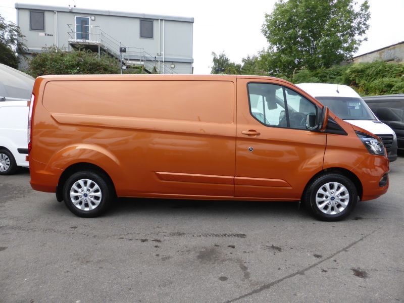 FORD TRANSIT CUSTOM 320/170 LIMITED L2 LWB AUTOMATIC IN ORANGE WITH ONLY 56.000 MILES,AIR CONDITIONING,PARKING SENSORS AND MORE  - 2705 - 9