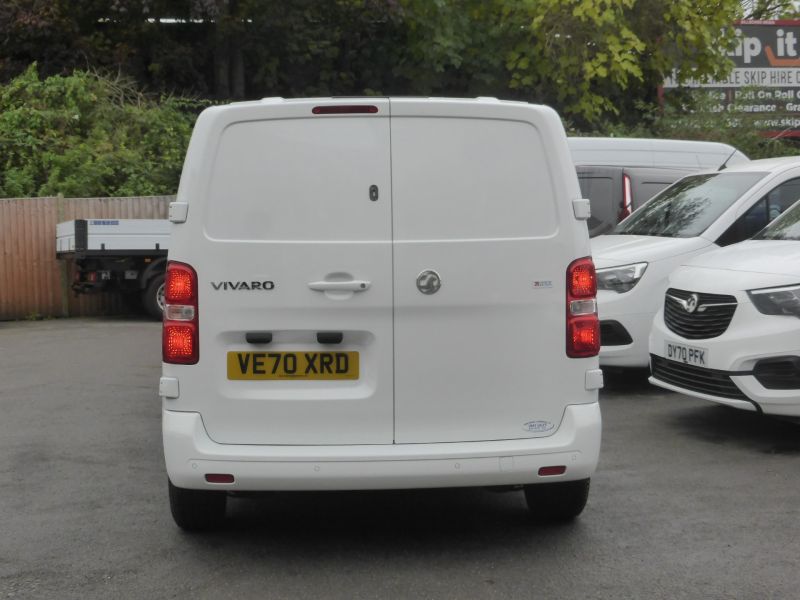 VAUXHALL VIVARO 2700 SPORTIVE L1 SWB WITH SAT NAV,AIR CONDITIONING,PARKING SENSORS AND MORE - 2748 - 7