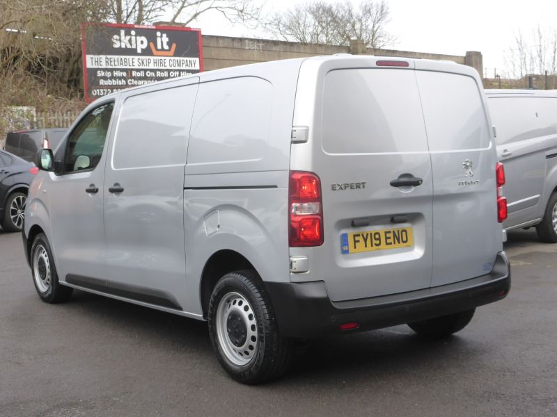 PEUGEOT EXPERT 1400 PROFESSIONAL 2.0L IN SILVER WITH ONLY 45.000 MILES,AIR CONDITIONING,PARKING SENSORS AND MORE - 2801 - 6