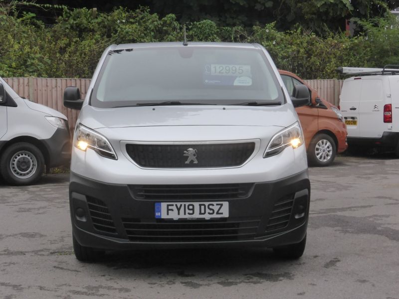 PEUGEOT EXPERT 1400 M PROFESSIONAL 2.0 IN SILVER,ONLY 28.000 MILES,AIR CONDITIONING,PARKING SENSORS **** SOLD **** - 2722 - 22