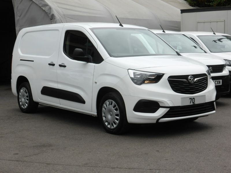 VAUXHALL COMBO 2300 SPORTIVE L2 LWB WITH ONLY 35.000 MILES,AIR CONDITIONING,PARKING SENSORS **** SOLD ****    - 2735 - 2