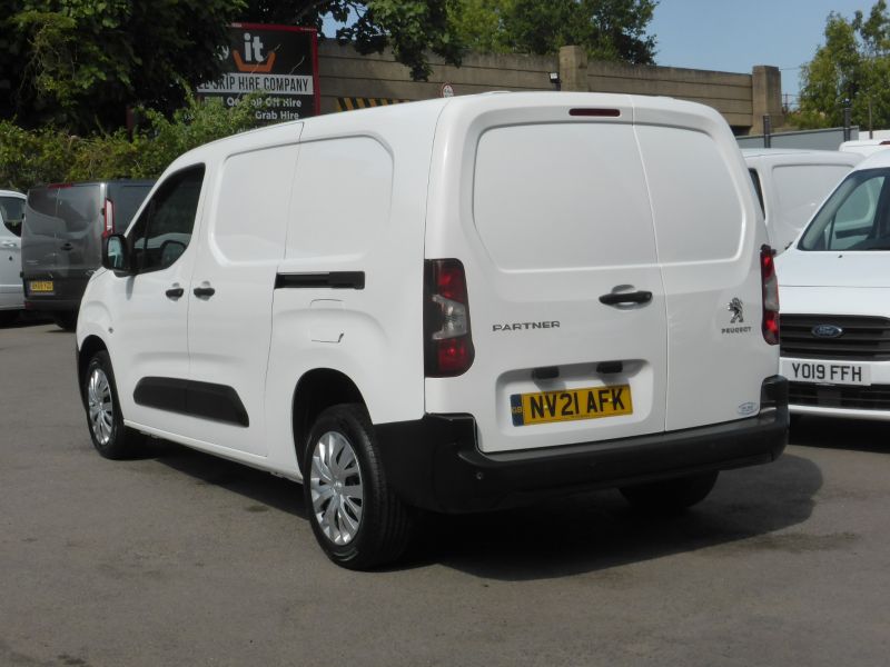 PEUGEOT PARTNER BLUEHDI PROFESSIONAL L2 LWB IN WITH AIR CONDITIONING,PARKING SENSORS AND MORE - 2718 - 6