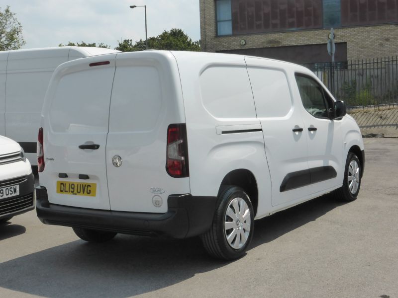 VAUXHALL COMBO 2300 EDITION L2H1 LWB WITH ELECTRIC MIRRORS,BLUETOOTH,DAB RADIO AND MORE  - 2681 - 5