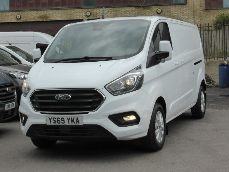 FORD TRANSIT CUSTOM 300 LIMITED ECOBLUE L2 LWB WITH AIR CONDITIONING,PARKING SENSORS,HEATED SEATS AND MORE - 2674 - 19