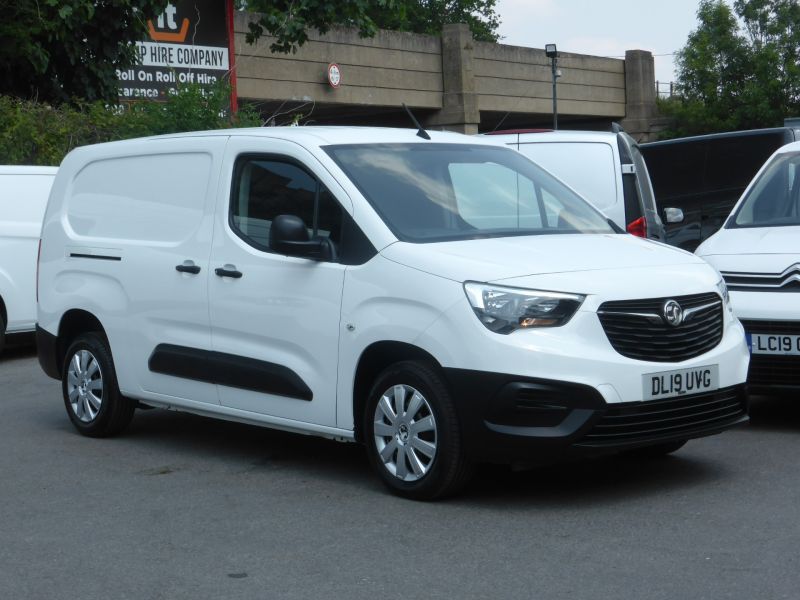 VAUXHALL COMBO 2300 EDITION L2H1 LWB WITH ELECTRIC MIRRORS,BLUETOOTH,DAB RADIO AND MORE  - 2681 - 1