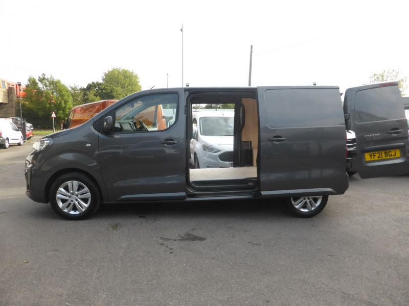 PEUGEOT EXPERT 1400 ASPHALT 120 L1 IN GREY WITH ONLY 54.000 MILES,SAT NAV,PARK ASSIST CAMERA,AIR CONDITIONING,PARKING SENSORS,ALLOYS AND MORE - 2729 - 10