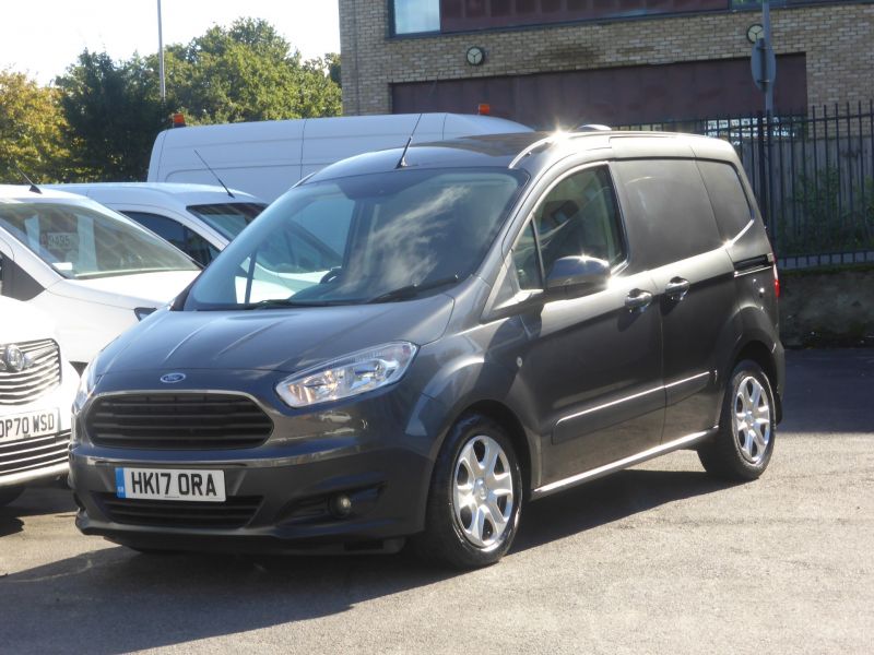 FORD TRANSIT COURIER TREND 1.5 TDCI IN GREY WITH AIR CONDITIONING,PARKING SENSORS,BLUETOOTH AND MORE - 2739 - 2