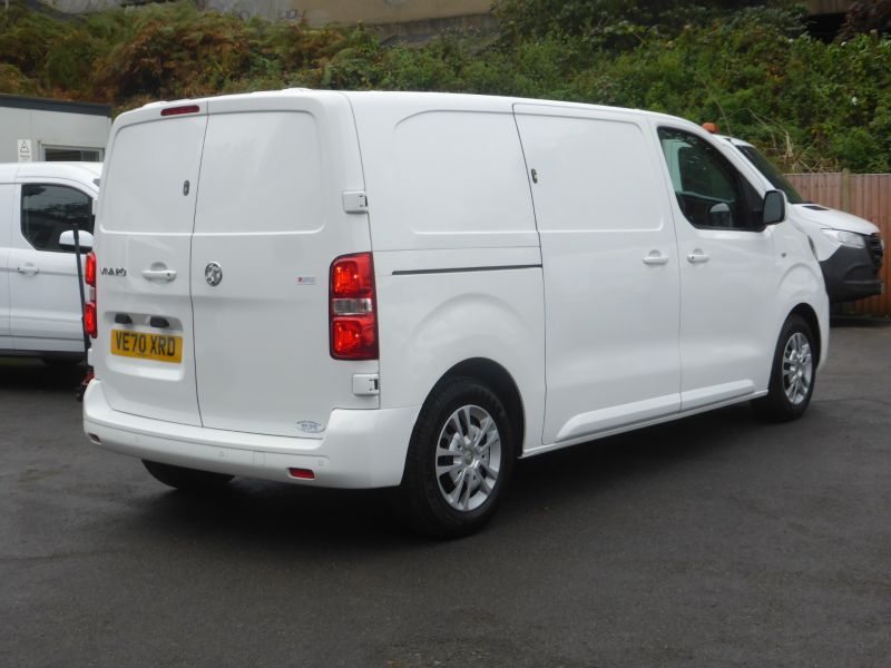 VAUXHALL VIVARO 2700 SPORTIVE L1 SWB WITH SAT NAV,AIR CONDITIONING,PARKING SENSORS AND MORE - 2748 - 5