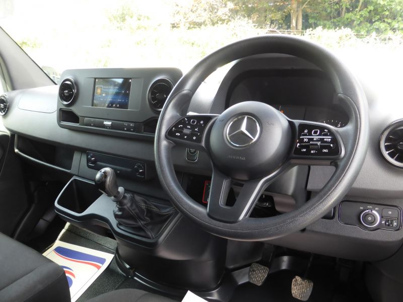 MERCEDES SPRINTER 314 CDI LUTON TAILIFT EURO 6 WITH ONLY 62.000 MILES,CRUISE CONTROL AND MORE - 2647 - 12