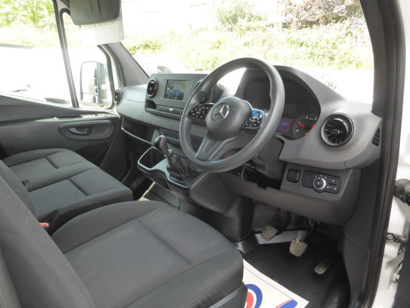 MERCEDES SPRINTER 314 CDI LUTON TAILIFT EURO 6 WITH ONLY 62.000 MILES,CRUISE CONTROL AND MORE - 2647 - 9