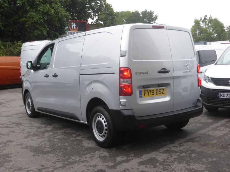 PEUGEOT EXPERT 1400 M PROFESSIONAL 2.0 IN SILVER,ONLY 28.000 MILES,AIR CONDITIONING,PARKING SENSORS **** SOLD **** - 2722 - 5