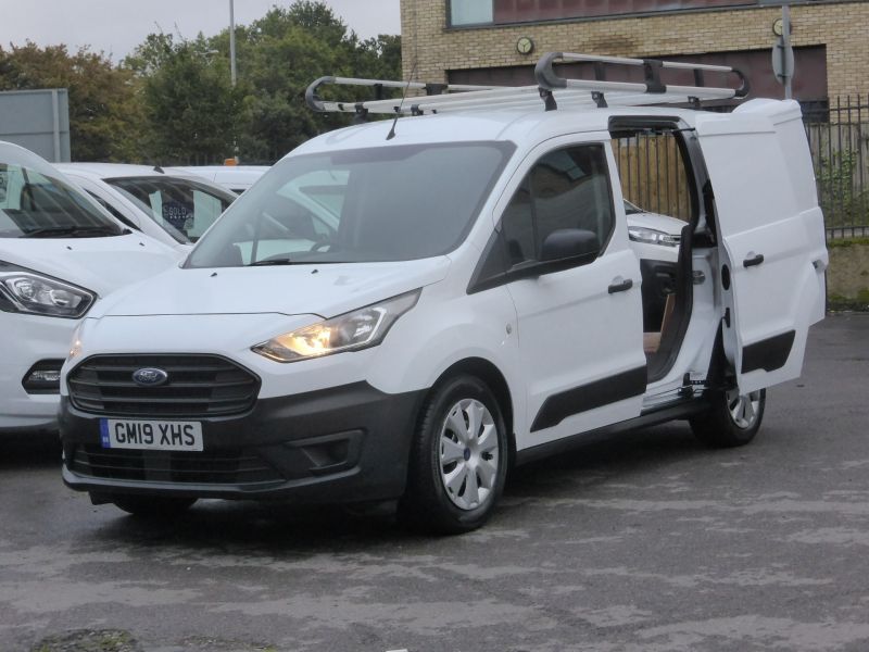 FORD TRANSIT CONNECT 200 L1 SWB WITH ONLY 24.000 MILES,AIR CONDITIONING,PARKING SENSORS,ROOF RACK,BLUETOOTH AND MORE - 2741 - 2