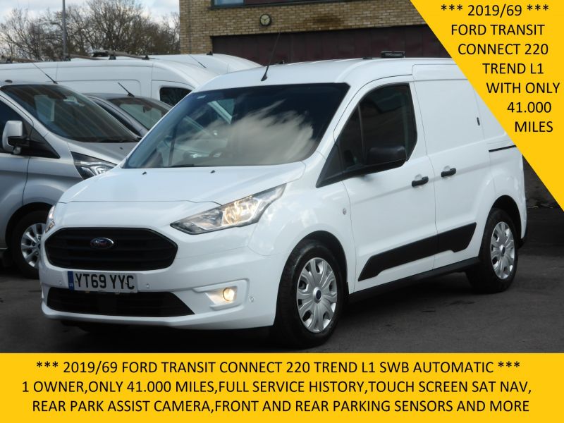 Used FORD TRANSIT CONNECT in Surbiton, Surrey for sale